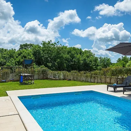 Mara Svetvincenat Holiday home Stokovci