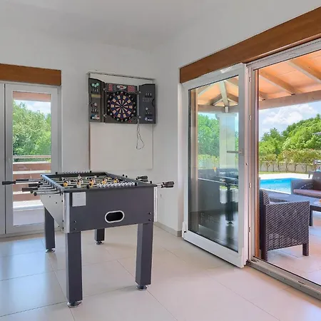 Mara Svetvincenat * Štokovci