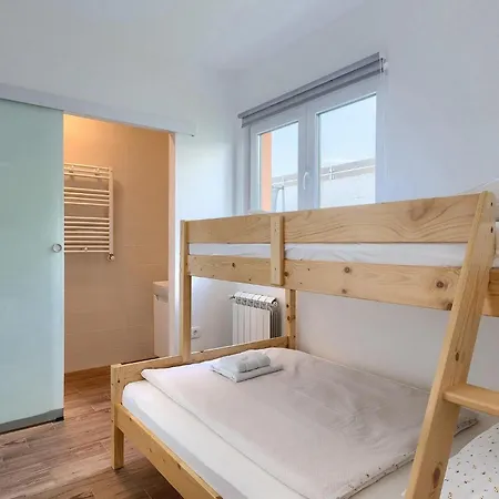 Mara Svetvincenat Holiday home